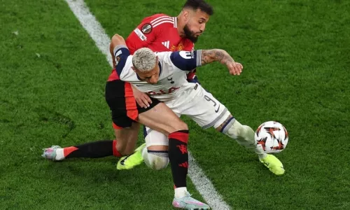 Тоттенхэм, Манчестер Юнайтед