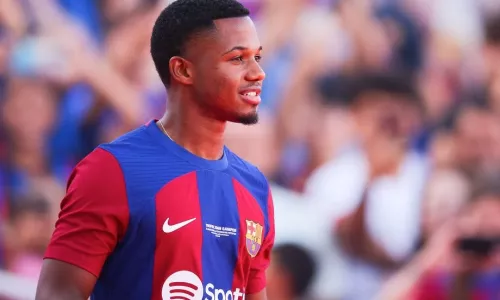 Барселона, Челси