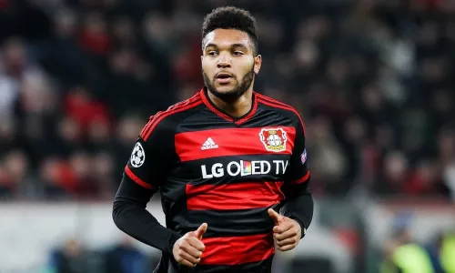 Бавария, Джонатан Та