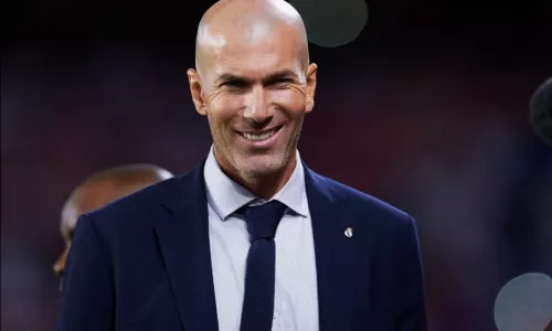 Аль-Хиляль, Зинедин Зидан