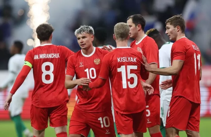 Валерий Карпин