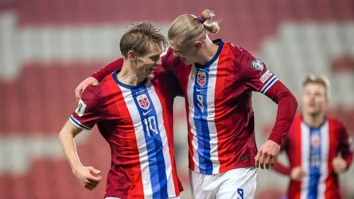 Сборная Норвегии, Сборная Италии