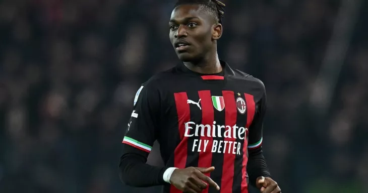 Милан, Рафаэл Леау