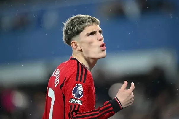 Манчестер Юнайтед, Байер