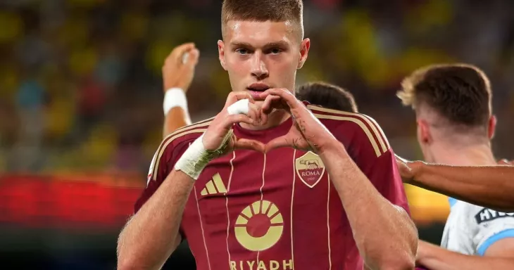 Рома, Артем Довбик