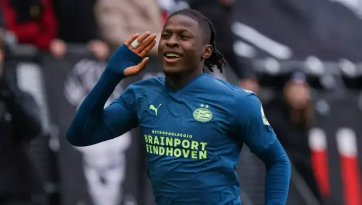 Арсенал, ПСВ