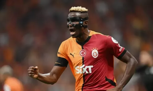 Манчестер Юнайтед, Наполи