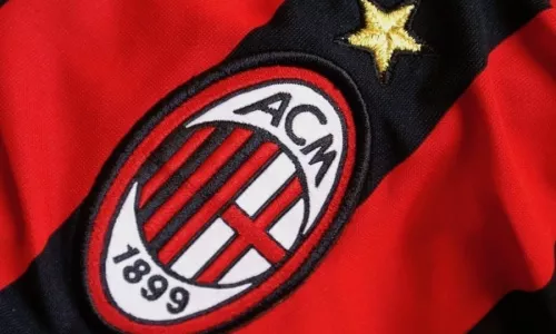 Милан, Рафаэл Леау