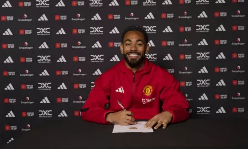 Манчестер Юнайтед, Вулверхэмптон