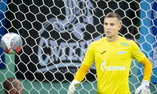 ФК Зенит, Евгений Латышонок