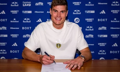 Лидс, Яка Бийол