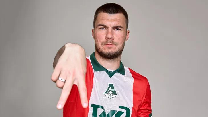 ФК Локомотив Москва, Николай Комличенко