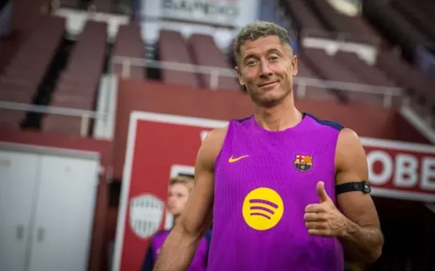 Барселона, Роберт Левандовски