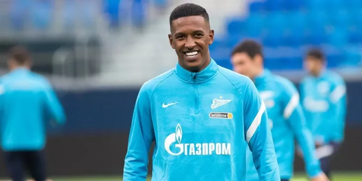 ФК Зенит, Бешикташ