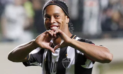 Деку, Роналдиньо