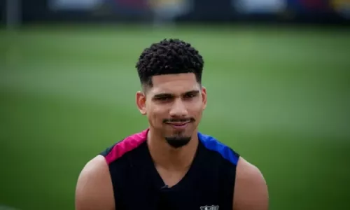 Барселона, Рональд Араухо