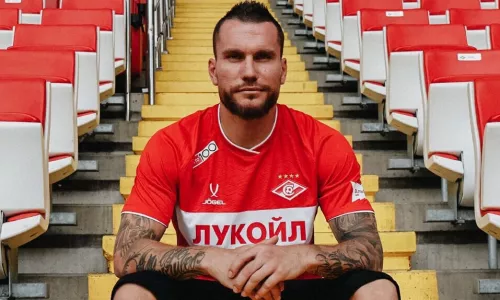 ФК Спартак Москва, Лестер