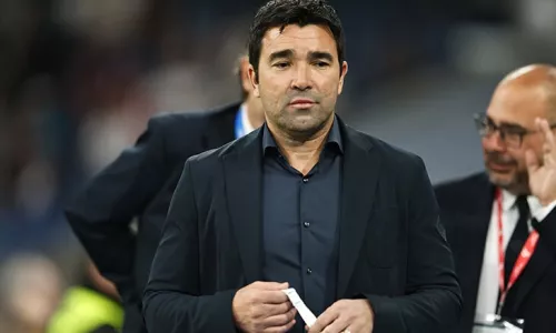 Барселона, Хави Симонс