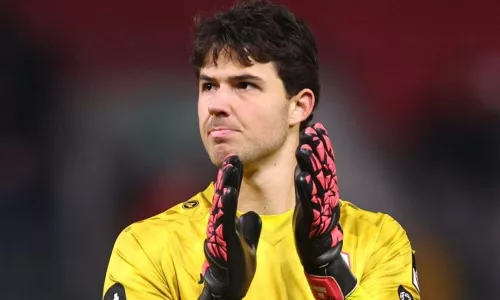 Манчестер Юнайтед, Антверпен