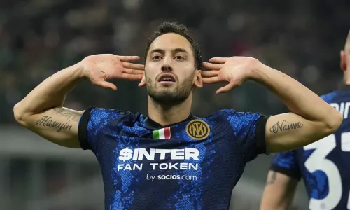 Интер, Хакан Чалханоглу