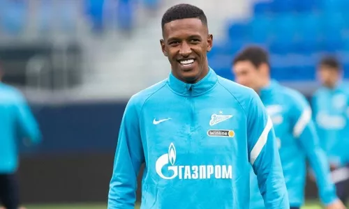 ФК Зенит, Бешикташ