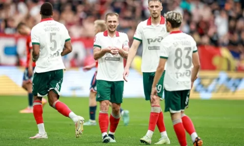 ФК Локомотив Москва, Монца