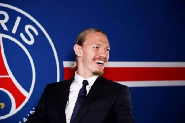 ПСЖ, Матвей Сафонов