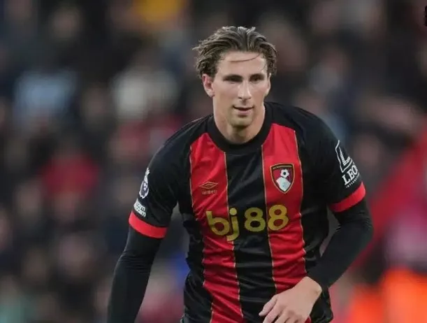 ПСЖ, Борнмут