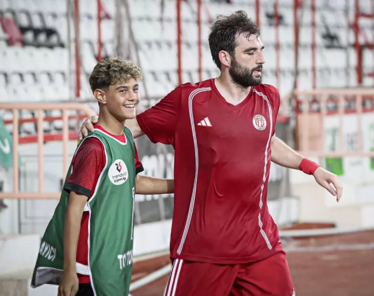 ФК Спартак Москва, Антальяспор