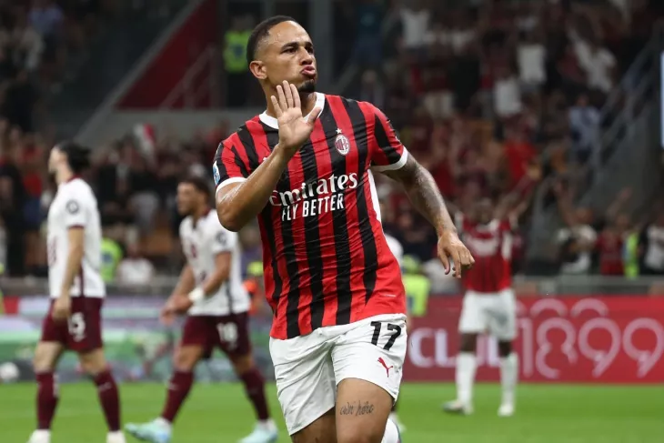 Милан, Лидс