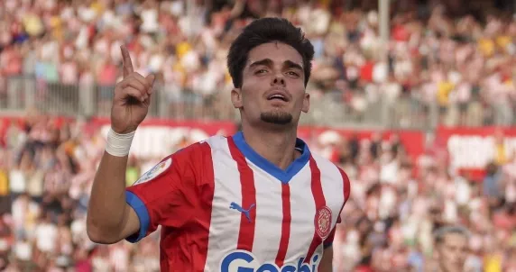 Жирона, Наполи