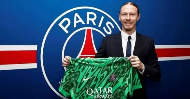 ПСЖ, Матвей Сафонов