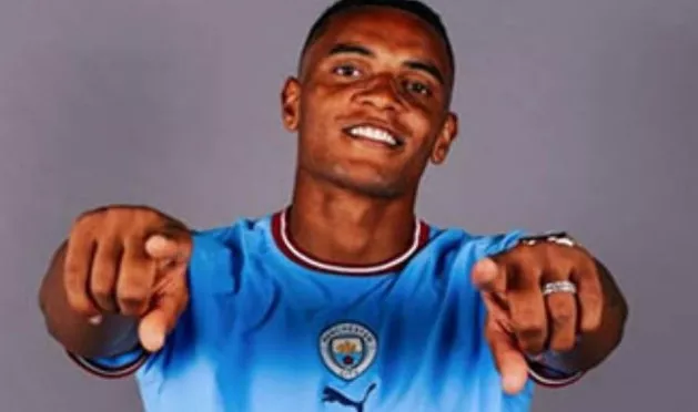 Манчестер Сити, Мануэль Аканджи