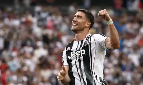 Манчестер Юнайтед, Ювентус