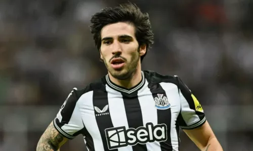 Ювентус, Ньюкасл