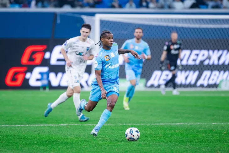 ФК Зенит, ФК Пари НН