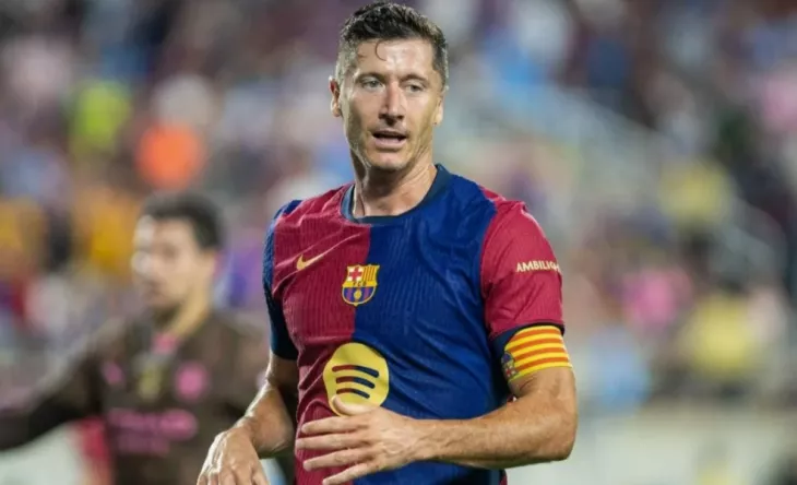 Барселона, Роберт Левандовски