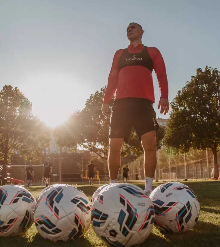 ФК Акрон, Артём Дзюба