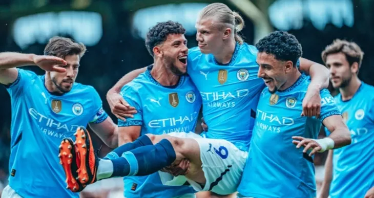 Манчестер Юнайтед, Манчестер Сити