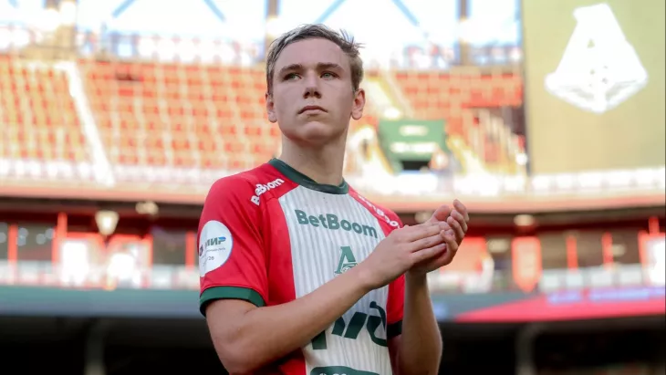 ФК Локомотив Москва, Барселона