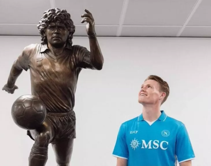 Наполи, Скотт Мактоминей