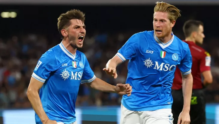 Наполи, Пиза