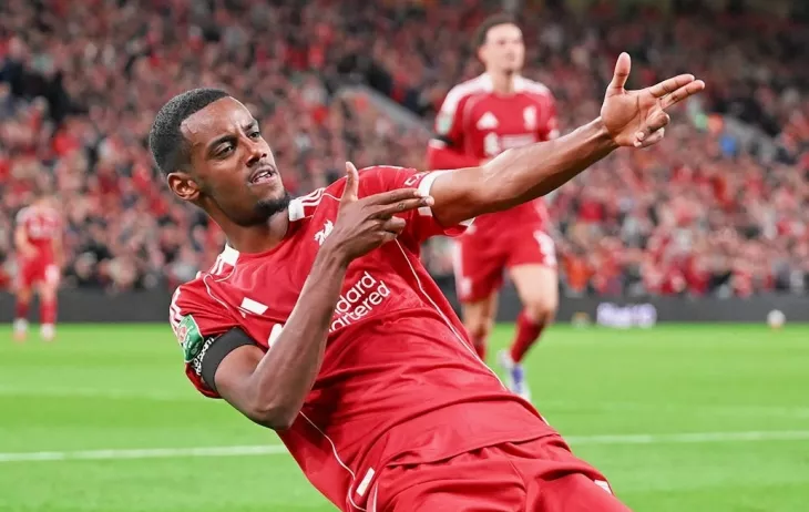 Ливерпуль, Александер Исак