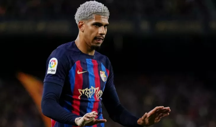 Барселона, Рональд Араухо