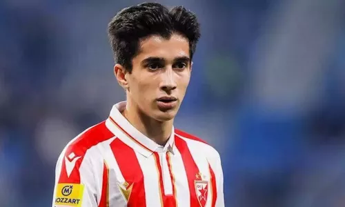 ФК Акрон, Црвена Звезда