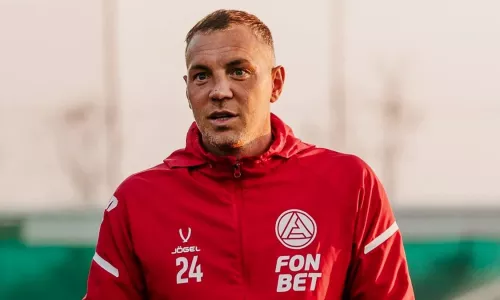 ФК Акрон, Артём Дзюба