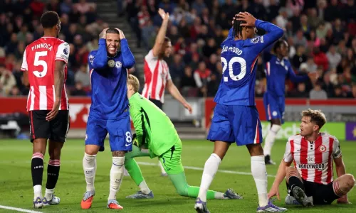 Челси, Брентфорд