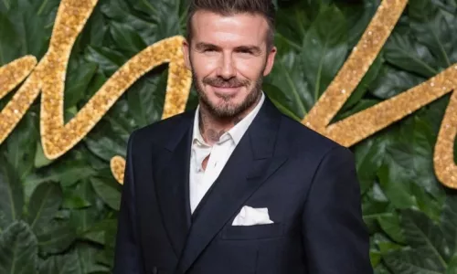 Дэвид Бекхэм, Гари Невилл