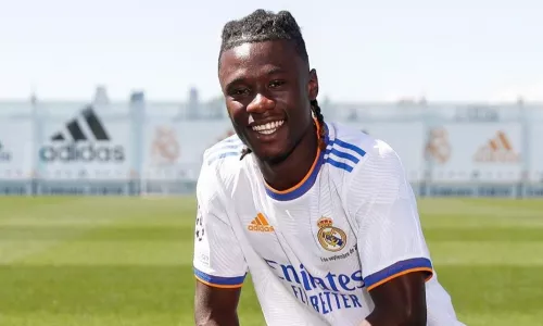 Реал Мадрид, Ньюкасл