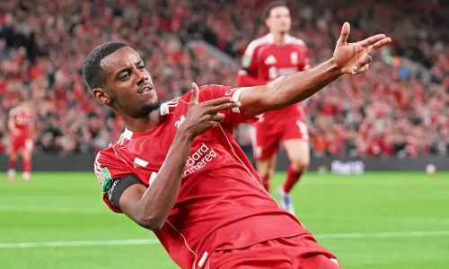 Ливерпуль, Александер Исак